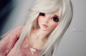 White and Pink - Jess
