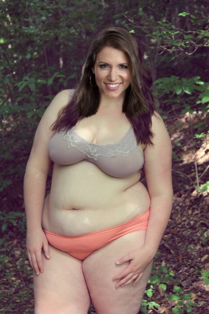 Stephanie McMahon Fat