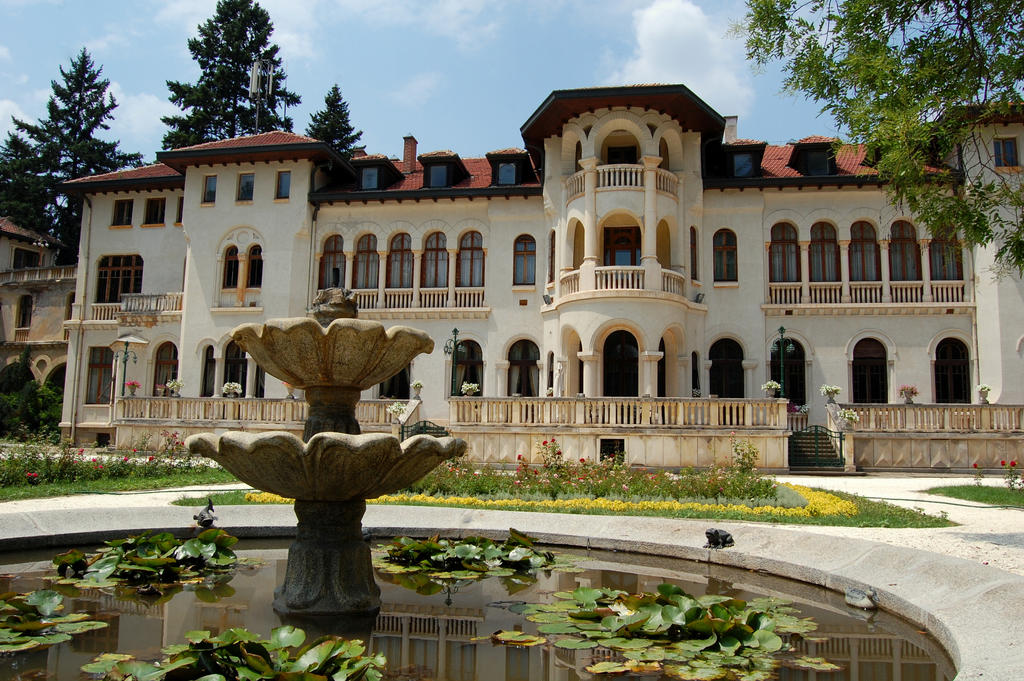 Vrana Residence by Adsarta