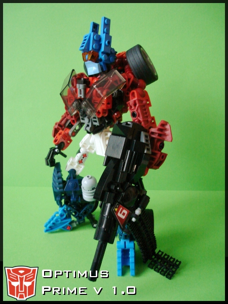 [MOC] Optimus Prime v 1.0 Robot Mode