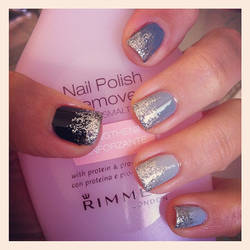 Glittery nails