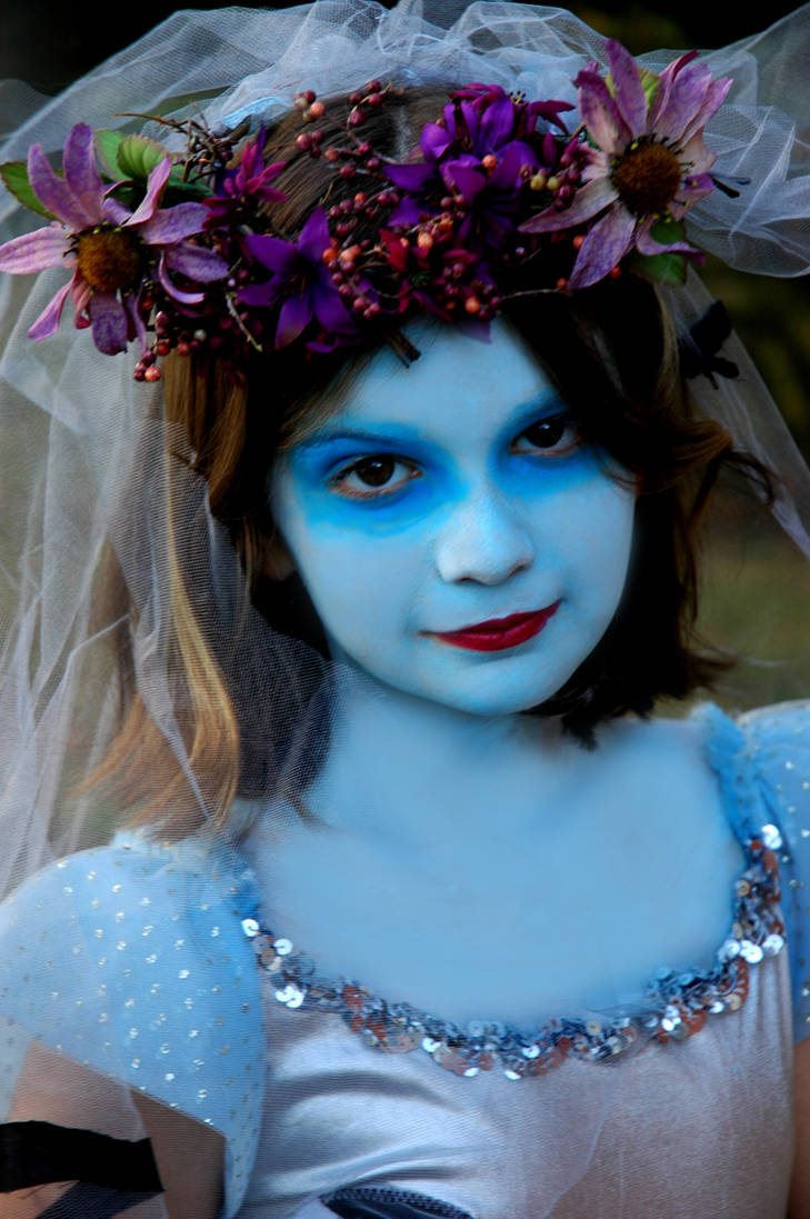 Pearl blue eyes, Corpse Bride