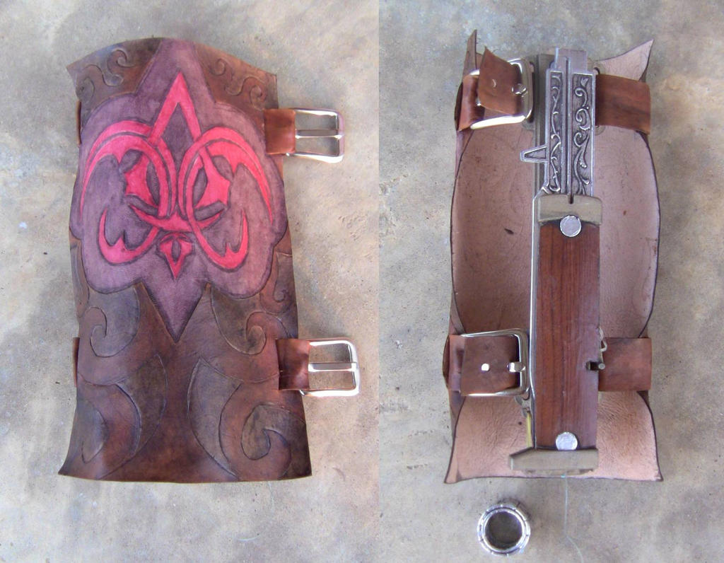 Assassin's Creed Wild West Bracer and Hidden Blade