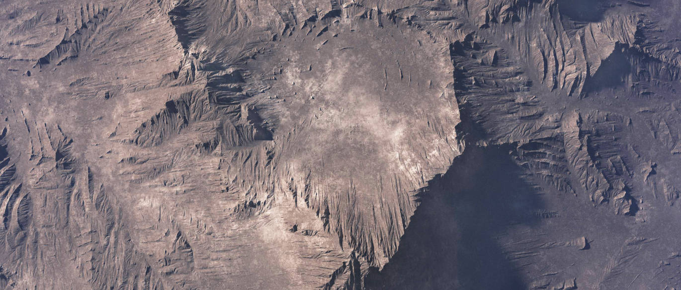 Razor Ridge Top View + Free 4k Heightmap by georgipavlov on DeviantArt