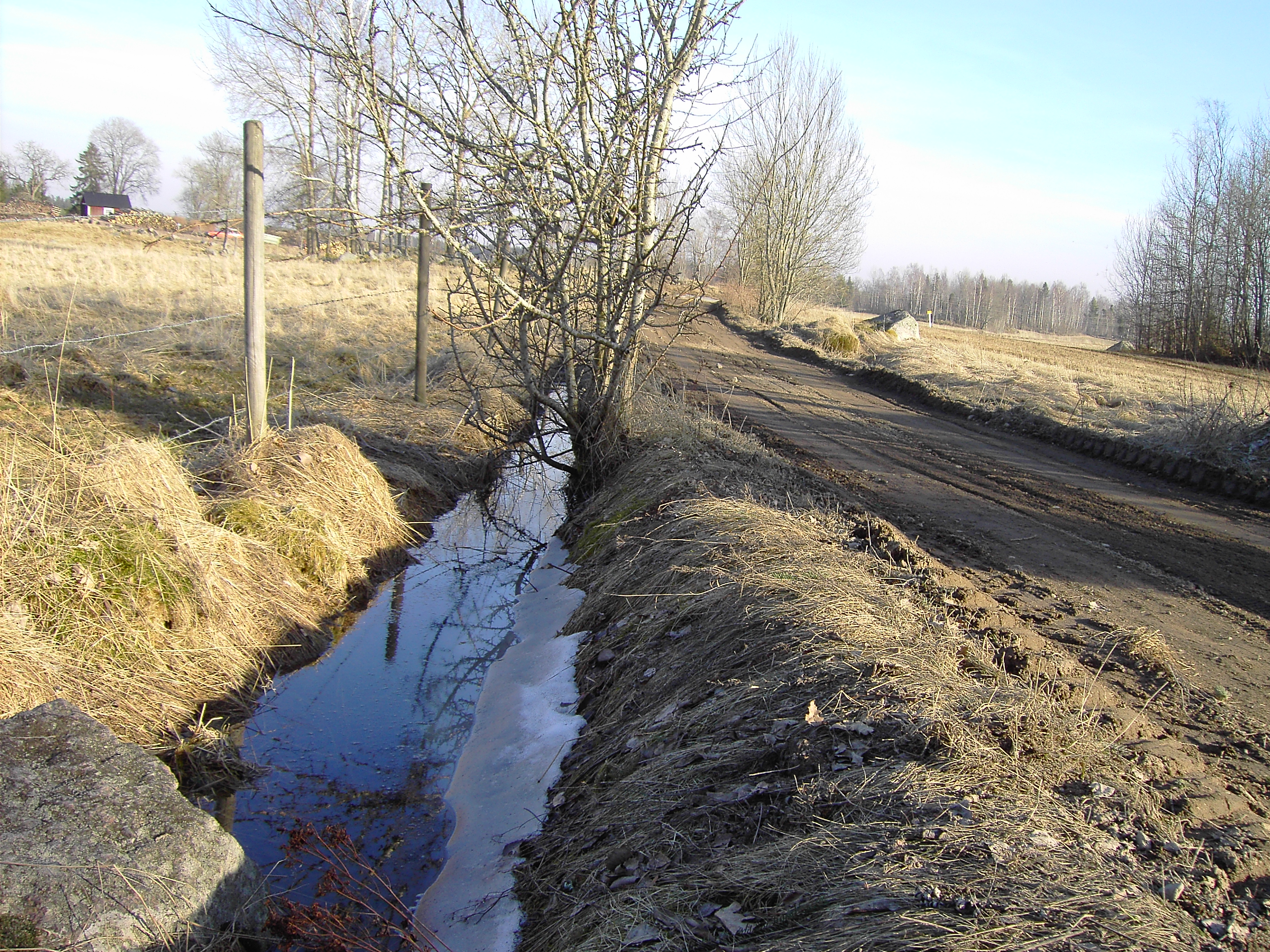 water and road_by akinna-stock