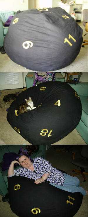 D20 Beanbag chair