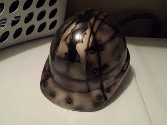 Steelplate Hardhat with Rivets and aging