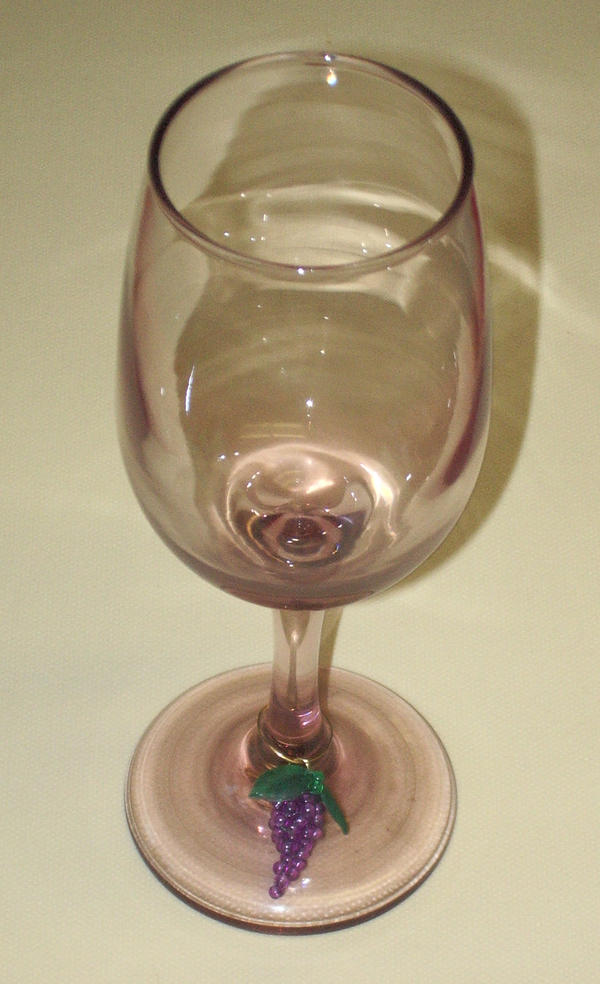 Beaded grape wine charm by Anabiyeni on DeviantArt