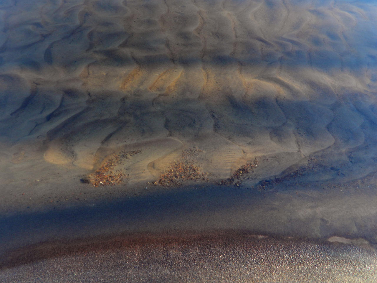 Underwater Ripples by pauldlorentz on DeviantArt