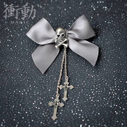 Silver Skull and Cross Hair Clip