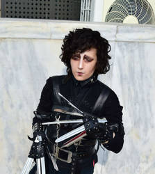 Edward Scissorhands: His Story Will Touch You... by BasiliskRules