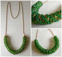 Green Spiral And Chain Necklace