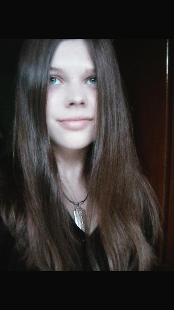 Long hair/ selfie (2007) by AlexandrinaAna on DeviantArt