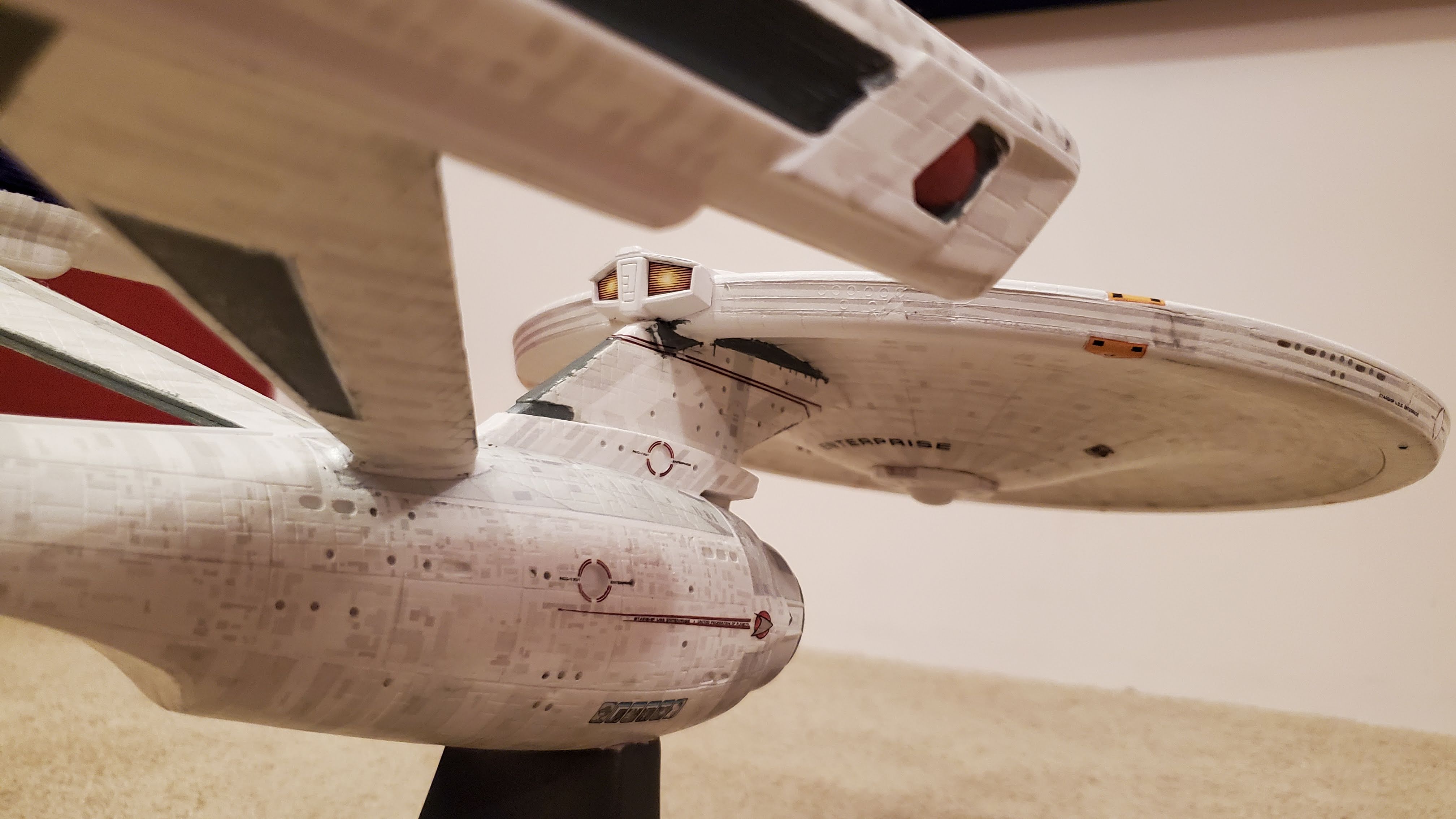 Refit Paper 1/537 USS Enterprise Refit - Side by MowWah on DeviantArt