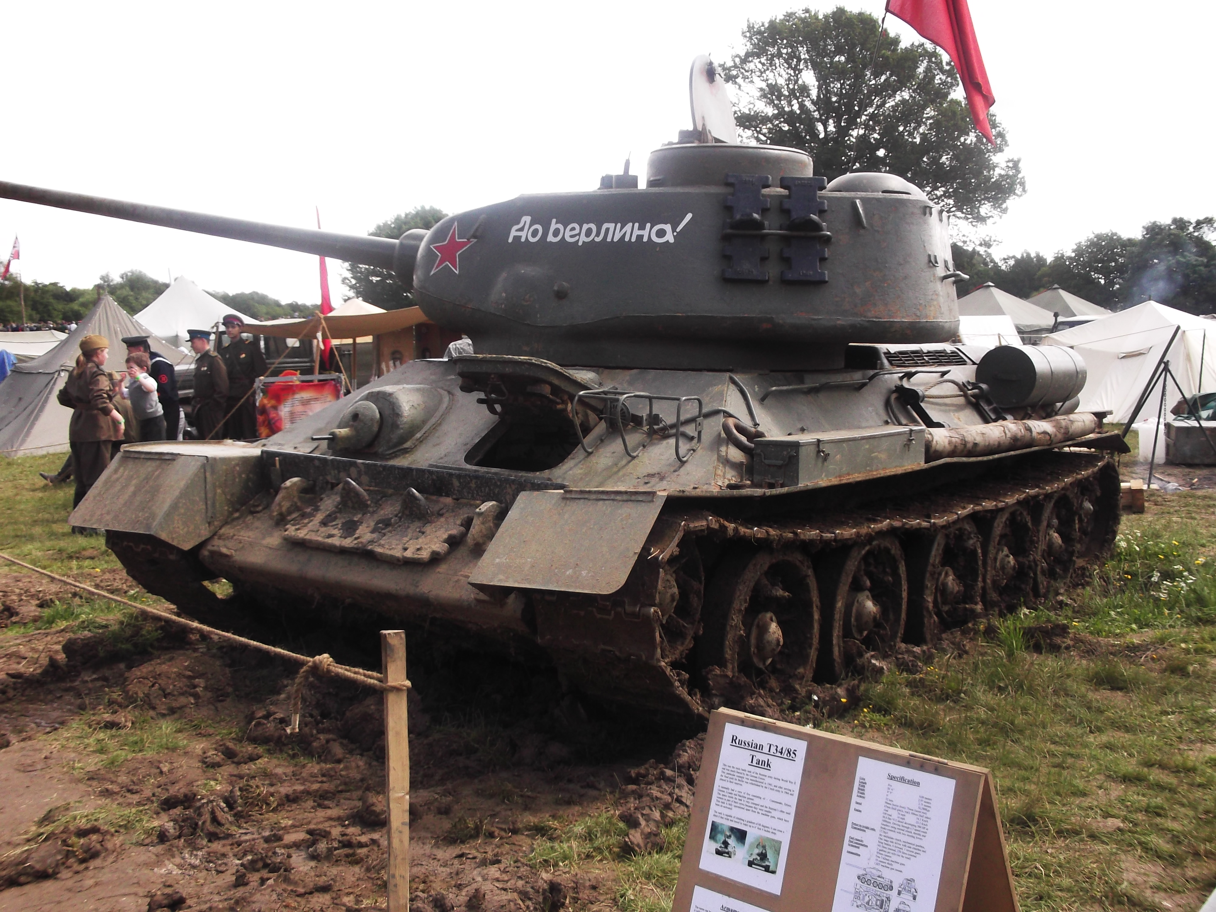 T 34 85 at Paddock wood