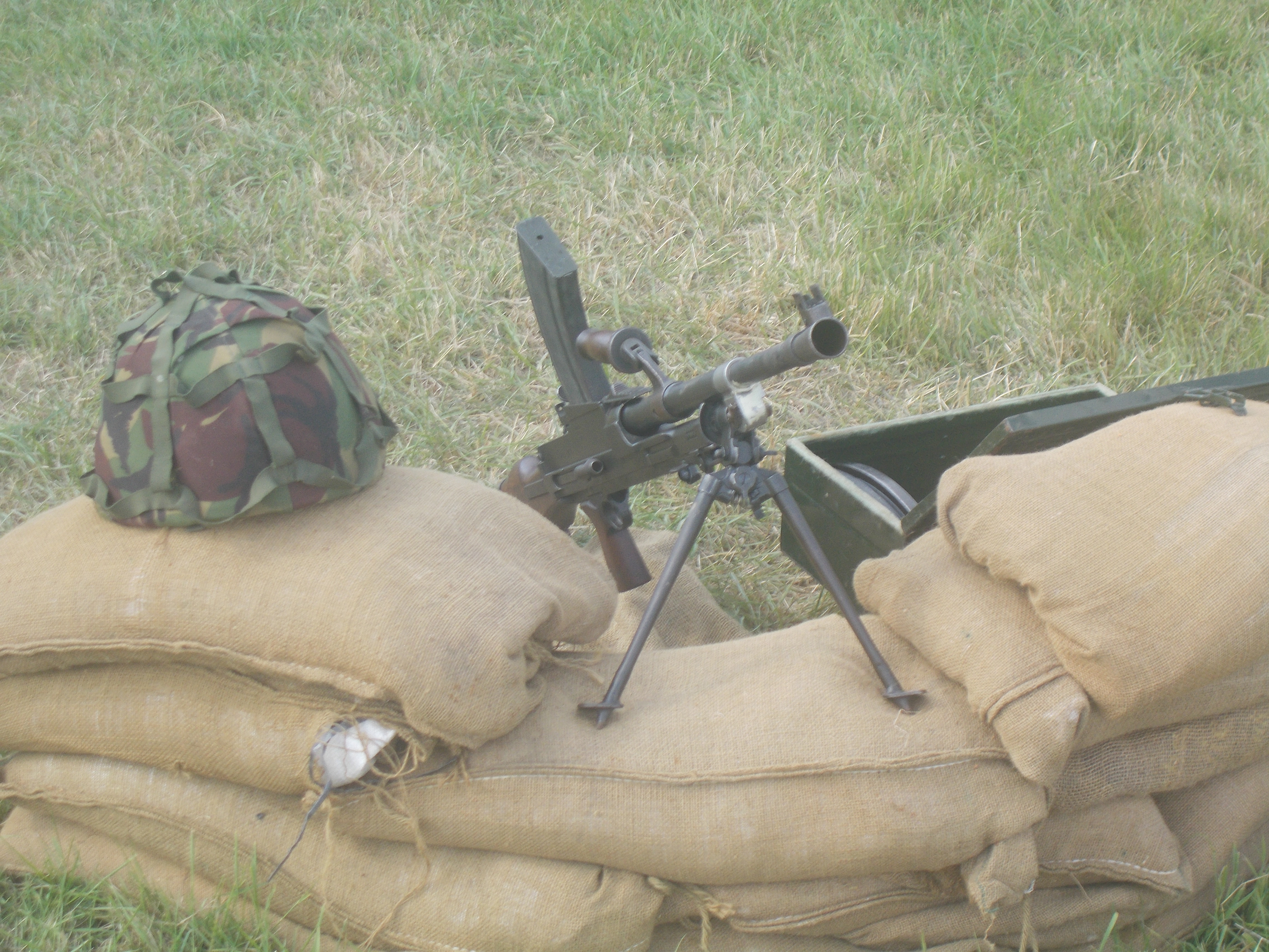 Bren on the sandbags