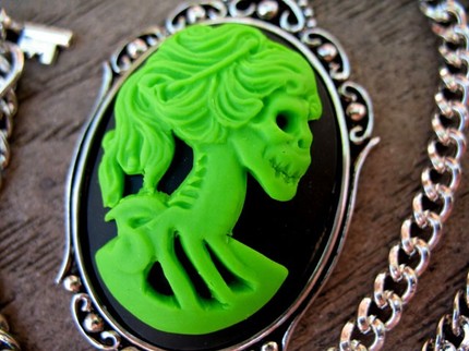 Lime Skull Goddess Cameo