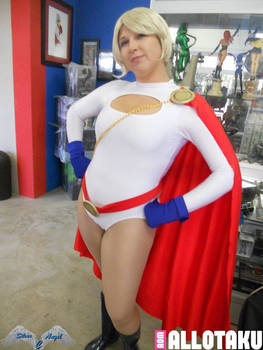 Powergirl - Photo by: Silver Angel C/All Otaku Mag