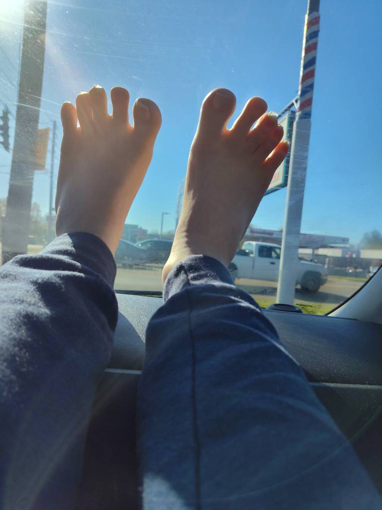 Feet On The Windshield 2 3 By LunawunaUwU On DeviantArt feet-on-the-windshield-2-3-by-lunawunauwu-on-deviantart