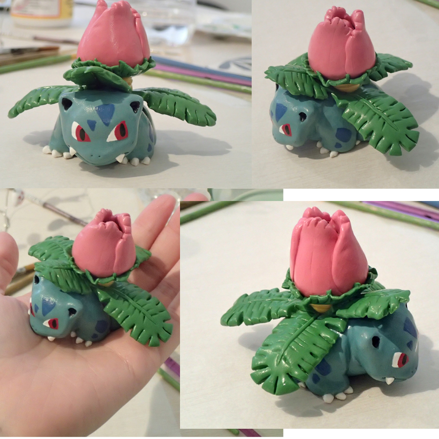 Ivysaur Figurine