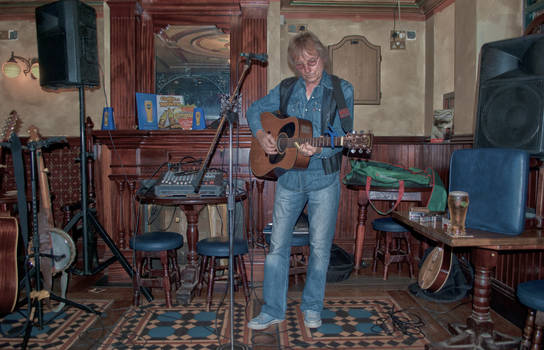 Music in Irish Pub