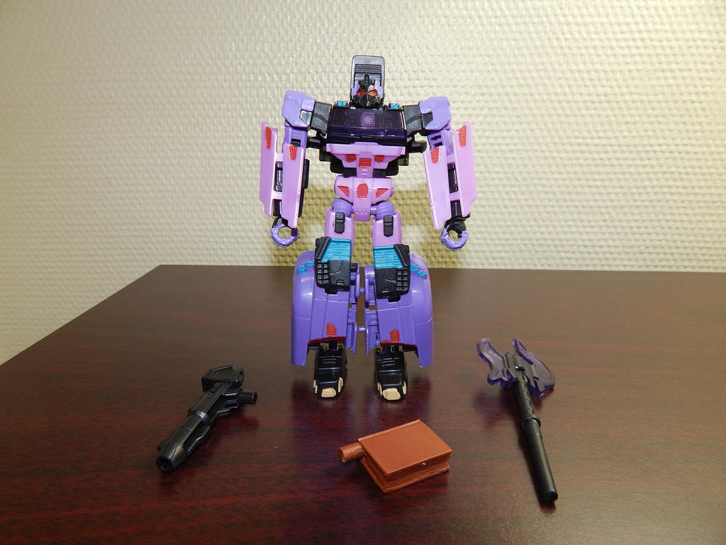 BotCon Custom Class Figure 2.5 by transformersnewfan on DeviantArt