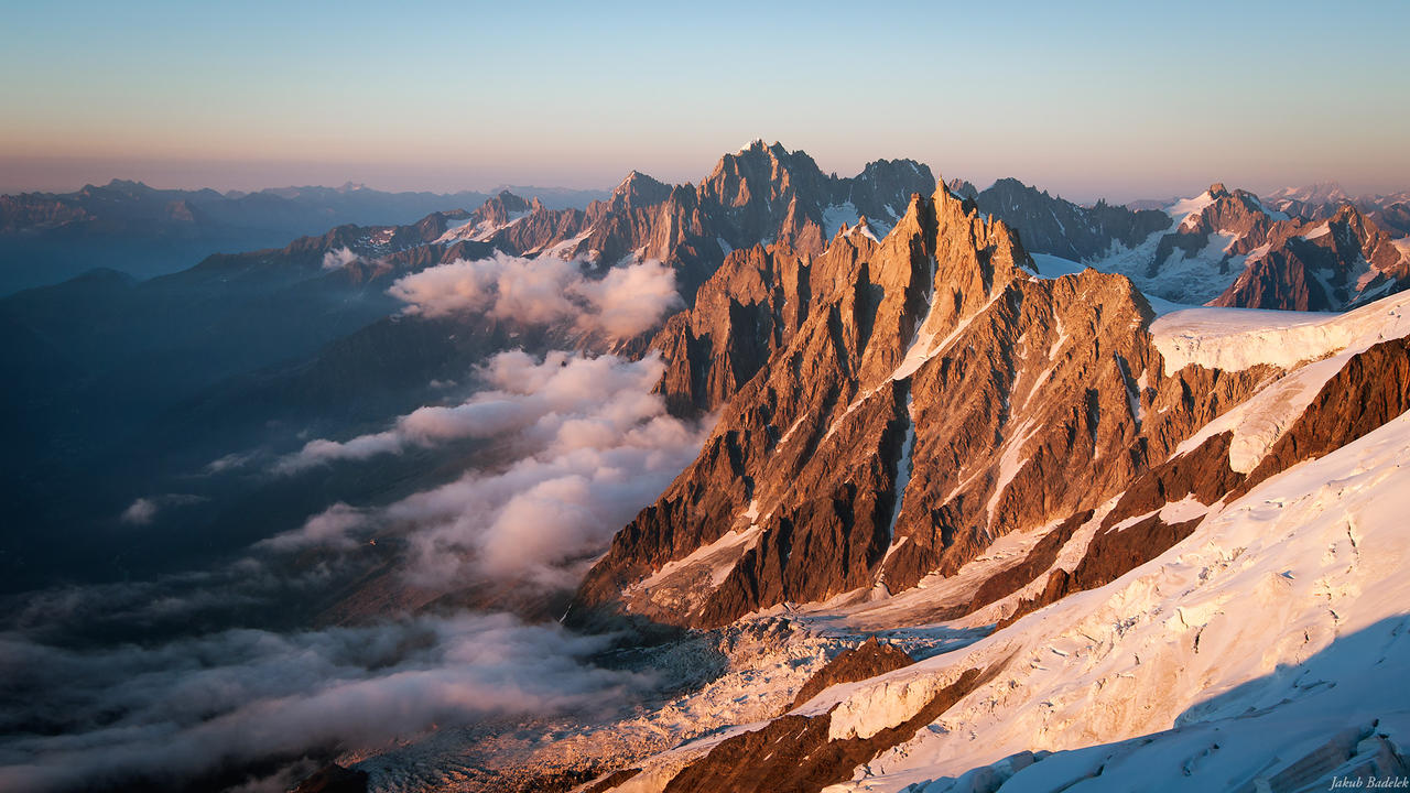 Aig. du Midi at sunset by Dunadan-from-Bag-End