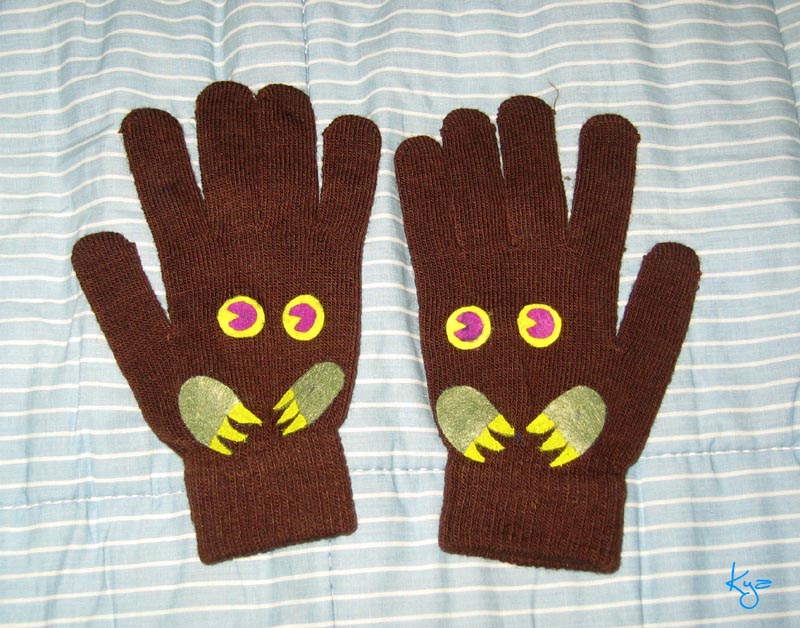 yu-gi-oh: Kuriboh gloves