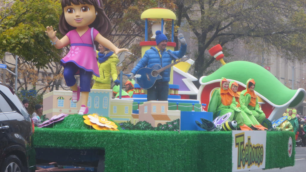 Dora float 3 by Codetski101 on DeviantArt