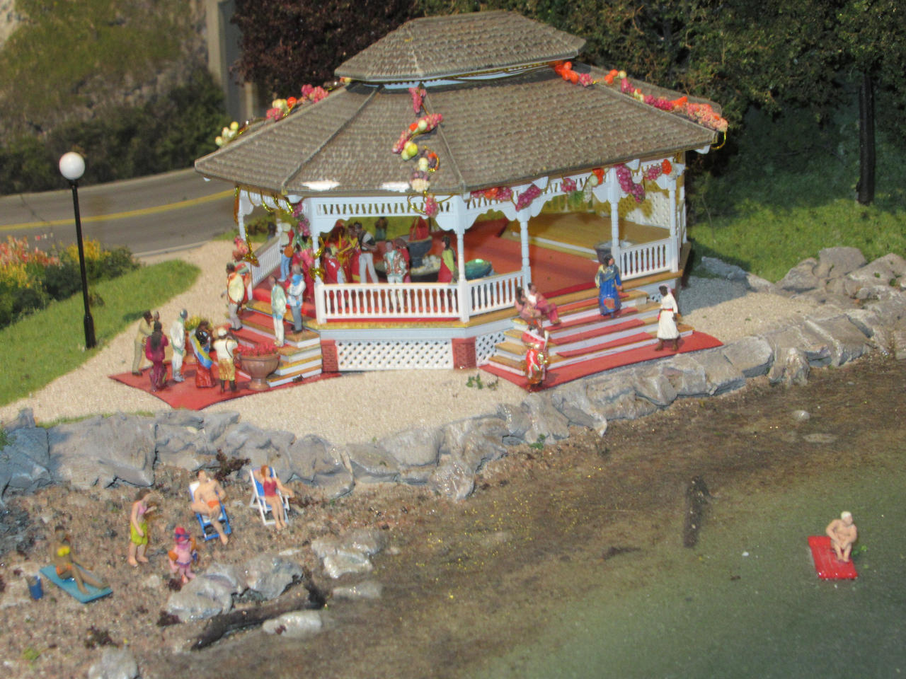 Little Niagara Queen's Royal Park Gazebo by Codetski101 on DeviantArt