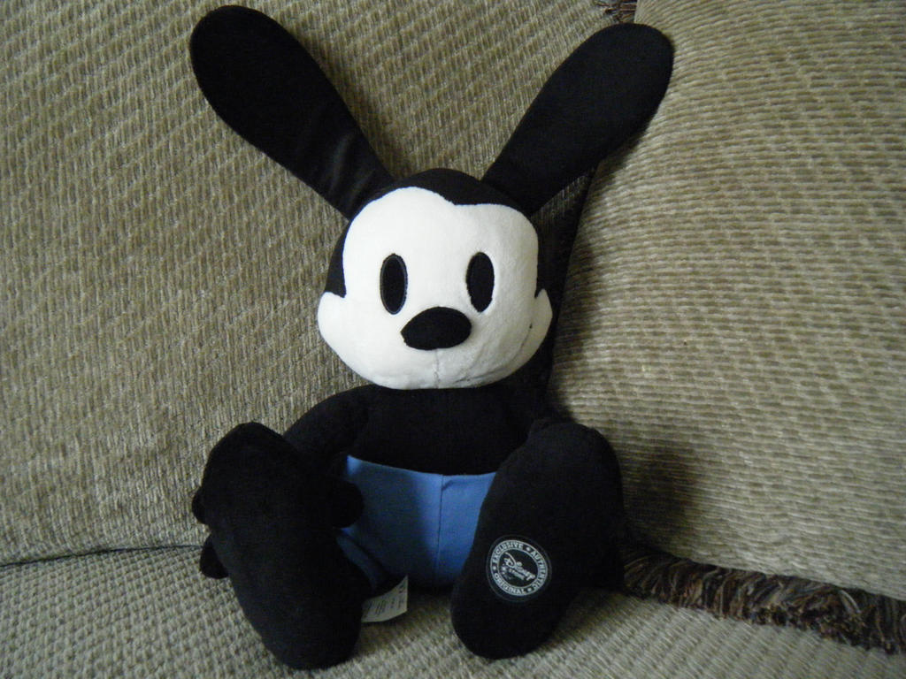 Disney Store Oswald Plush by ShadoweonCollections on DeviantArt
