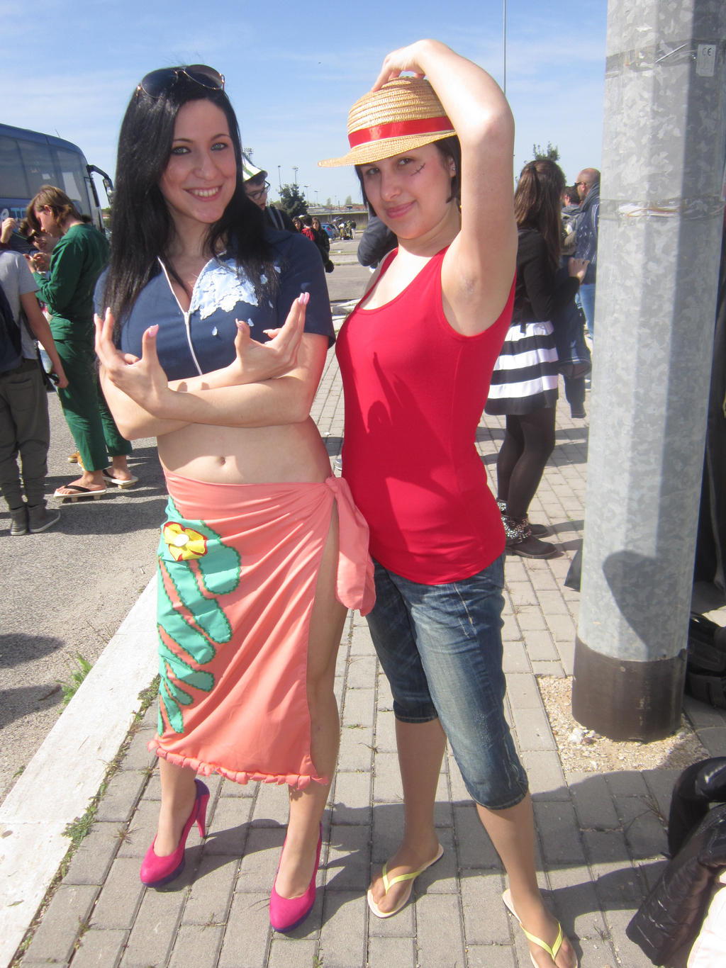 Luffyko and 2YL Nico Robin