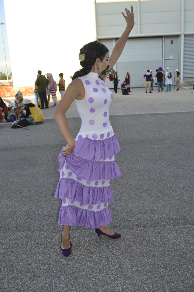 third flamenco pose -Violet