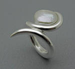 Fresh Water Pearl Silver Ring by orfeujoias