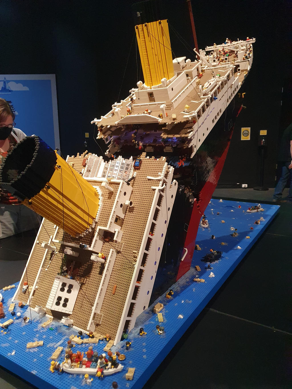 LEGO Sinking Titanic, At Brickvention in 2010 I built a 250…