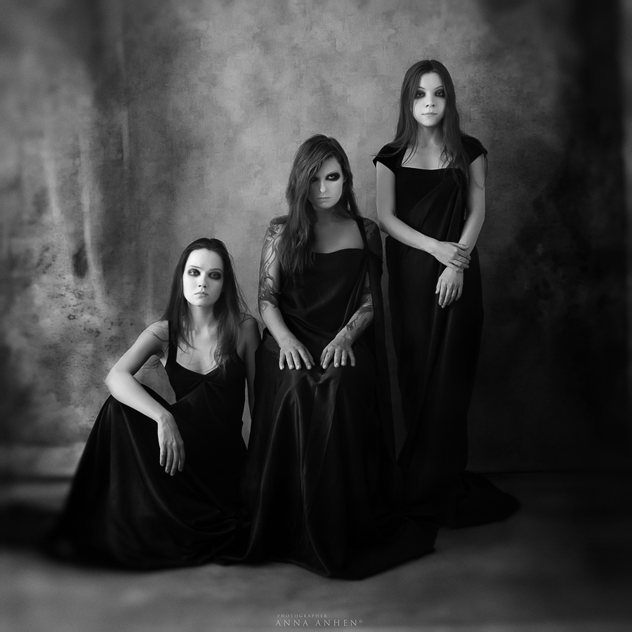 Planctum in virgo: Mourners. Three conductor.