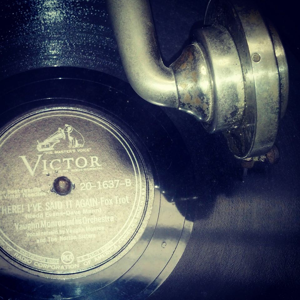 Phonograph