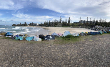 Town Beach (The Breakwall)