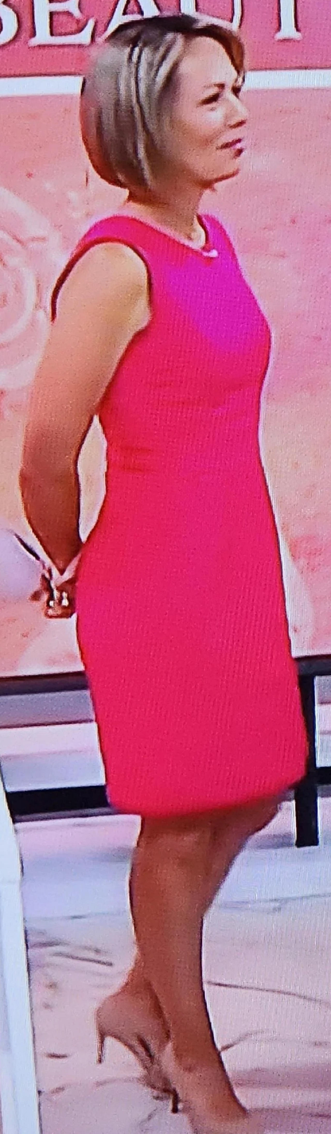 Dylan Dreyer Bubble Butt - cyeikye