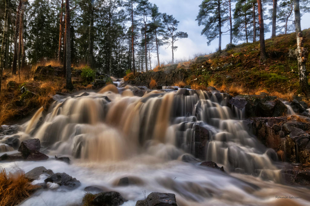 Long exposure at the waterfall