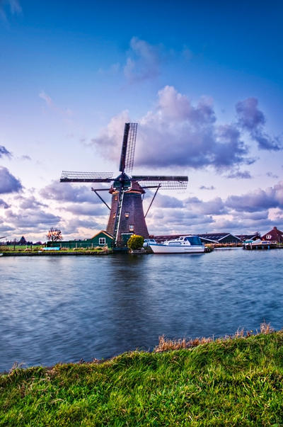 De strijd tegen windmolen