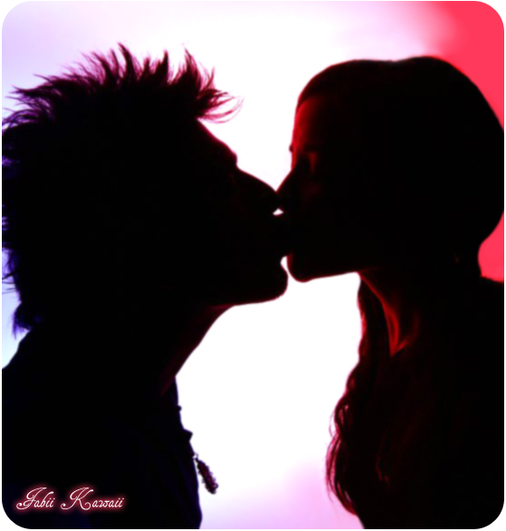 Kiss Silhouette