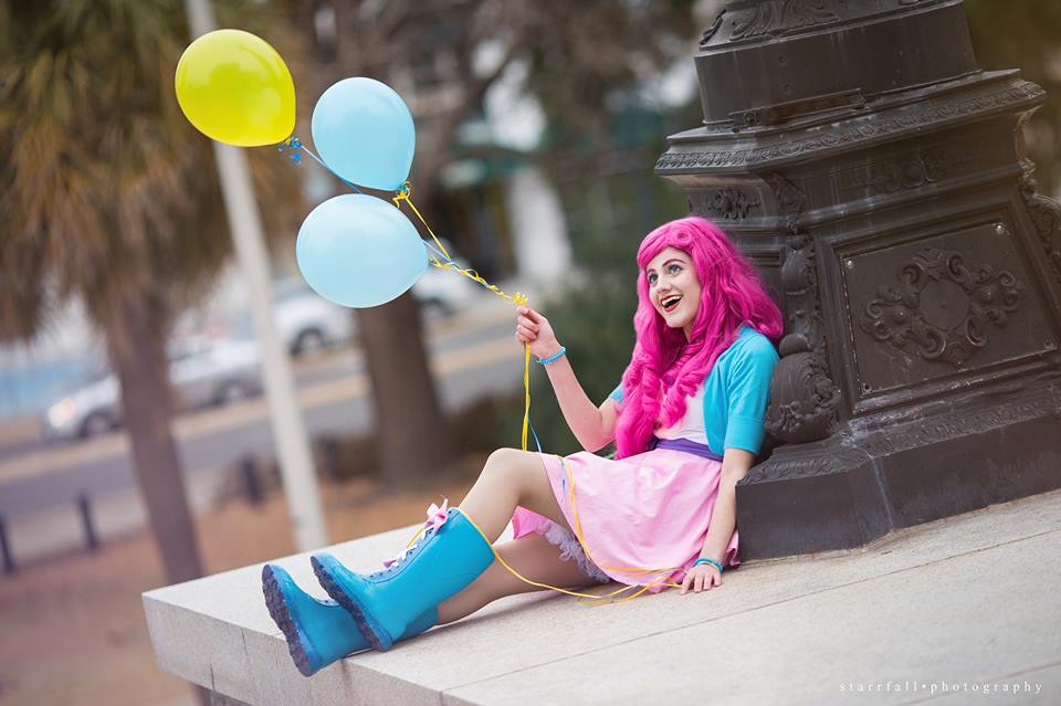 Equestria Girls Pinkie Pie cosplay