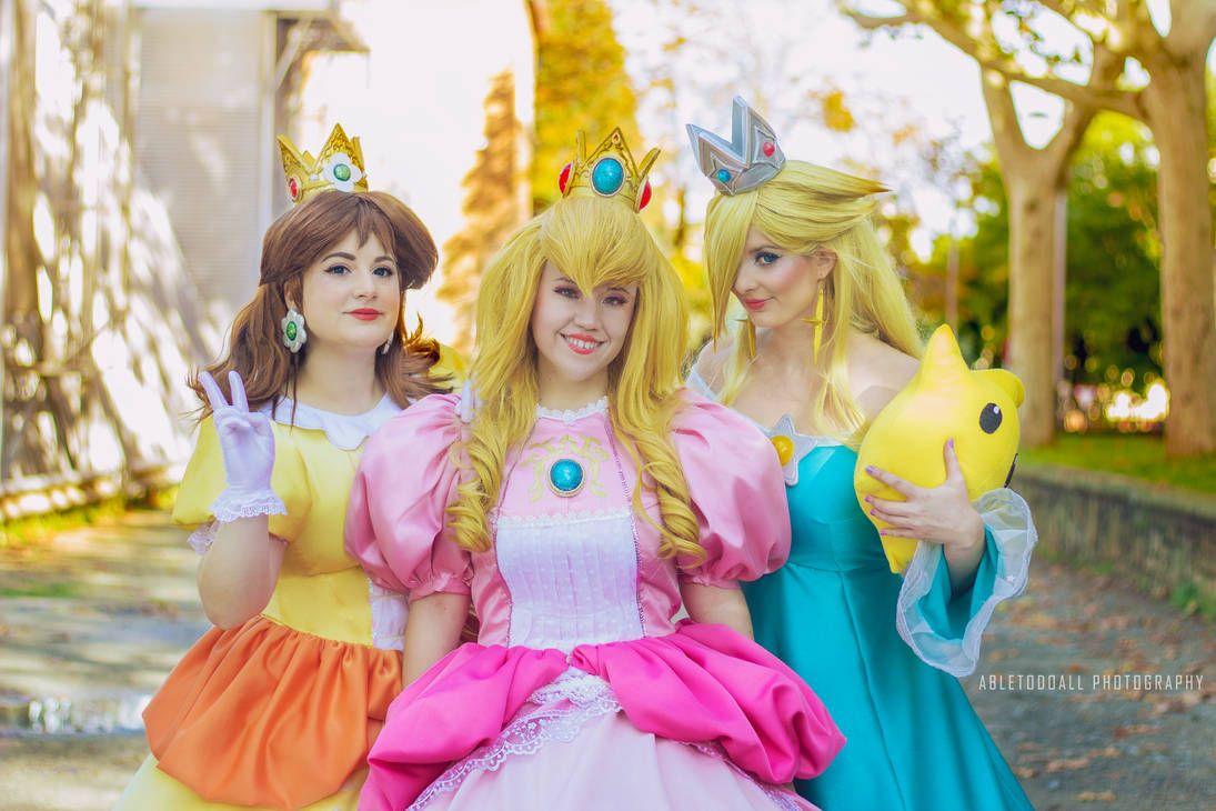Nintendo princesses by Usagitxo on DeviantArt