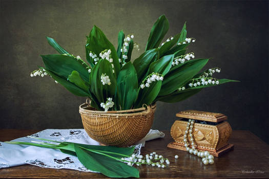 Lilies of the valley and Pearls