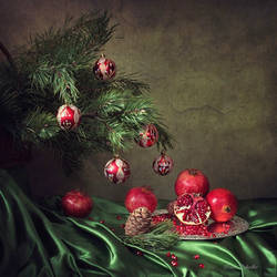 Christmas pomegranates