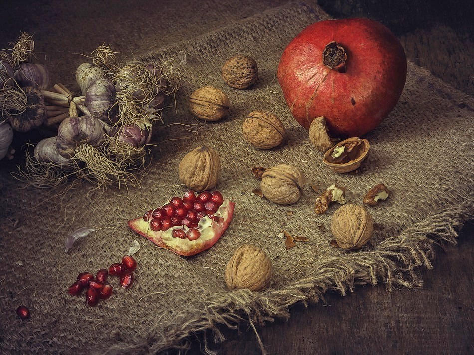 Still life with pomegranate by Daykiney