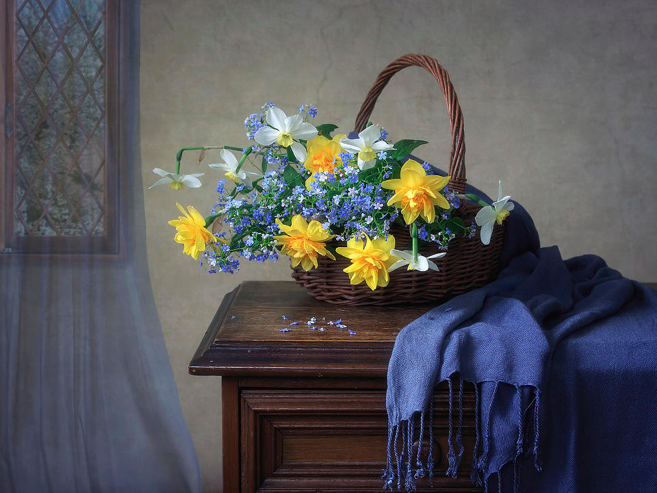Still life with spring flowers by Daykiney on DeviantArt