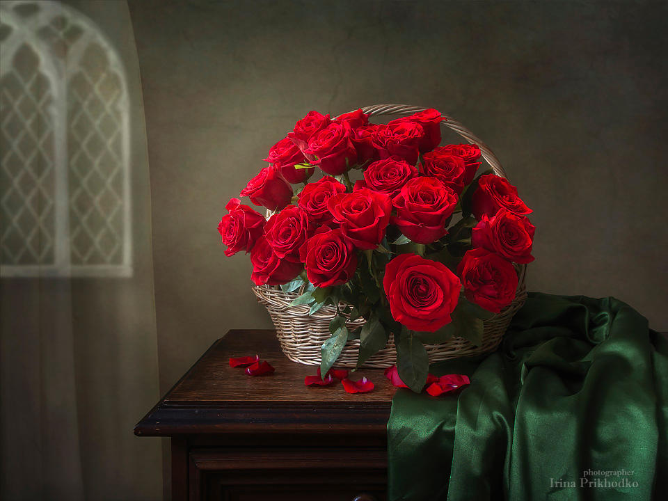 Still life with bouquet of red roses by Daykiney on DeviantArt