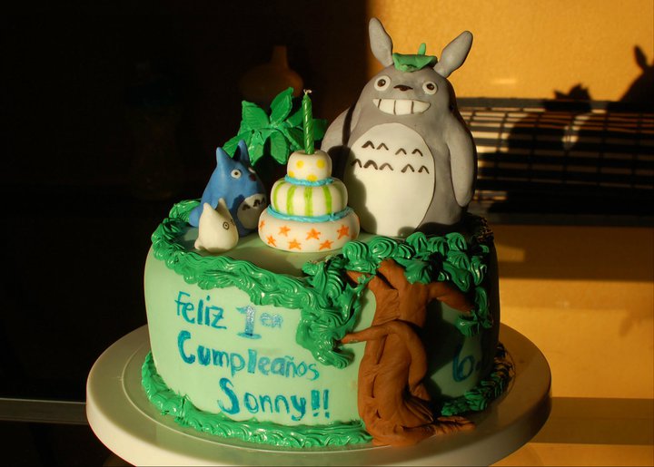 My Neighboor Totoro Cake